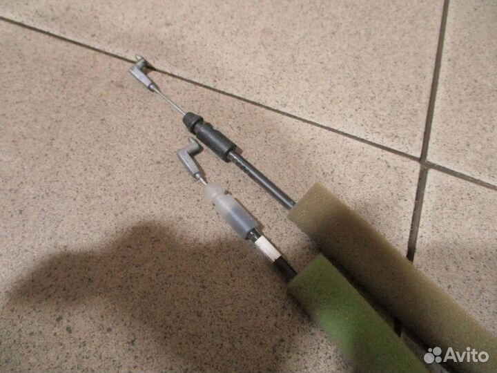 Замок двери передней правой Mazda 3 (BL)