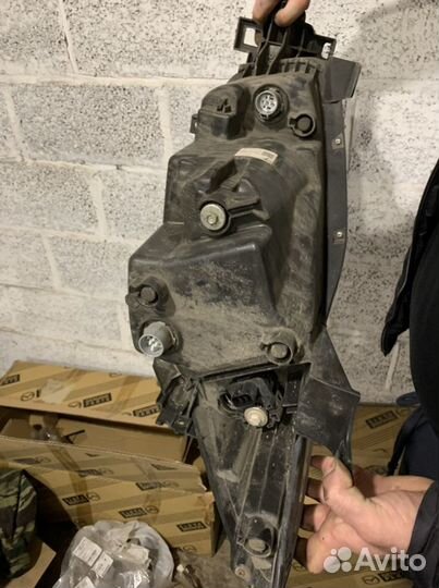 Фары Mazda CX-5 (правая) KD31-51040