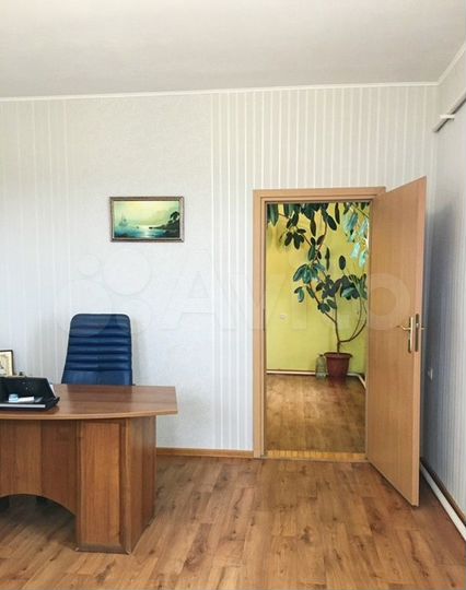 Меблированный 4-х каб. Офис пл Восставших, 113 м²