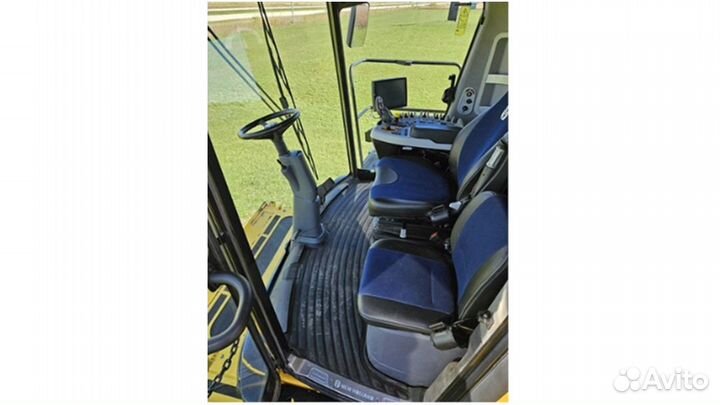 Комбайн New Holland CR 8.90, 2018