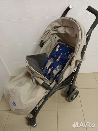 Прогулочная коляска трость chicco