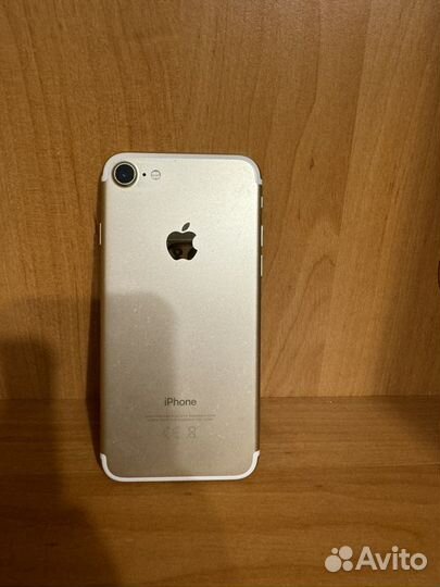 iPhone 7, 32 ГБ