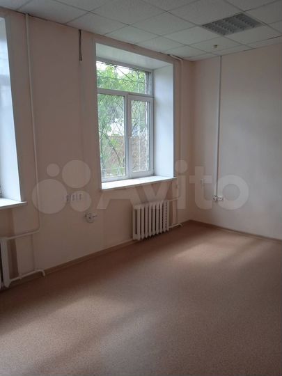 Свободного назначения, 680 м²