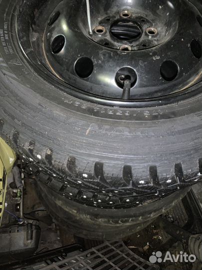 Dunlop SP Winter Ice 03 175/65 R14 82T