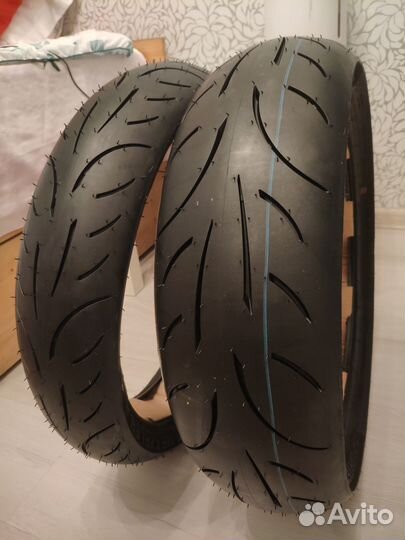 Metzeler Sportec M9RR 110/70/17 - 150/60/17