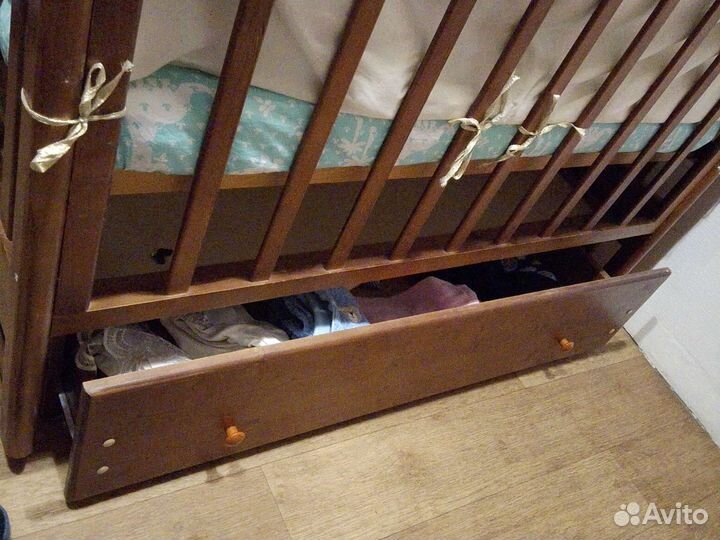 Детская кроватка