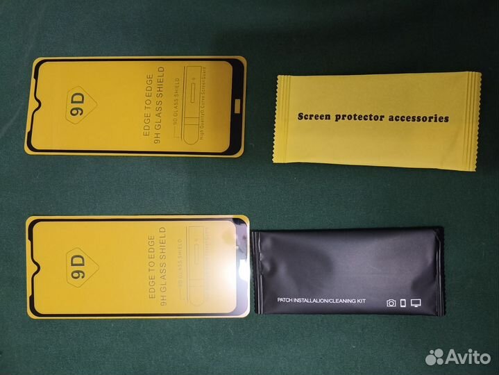 Защитное стекло на Xiaomi Redmi Note 8T