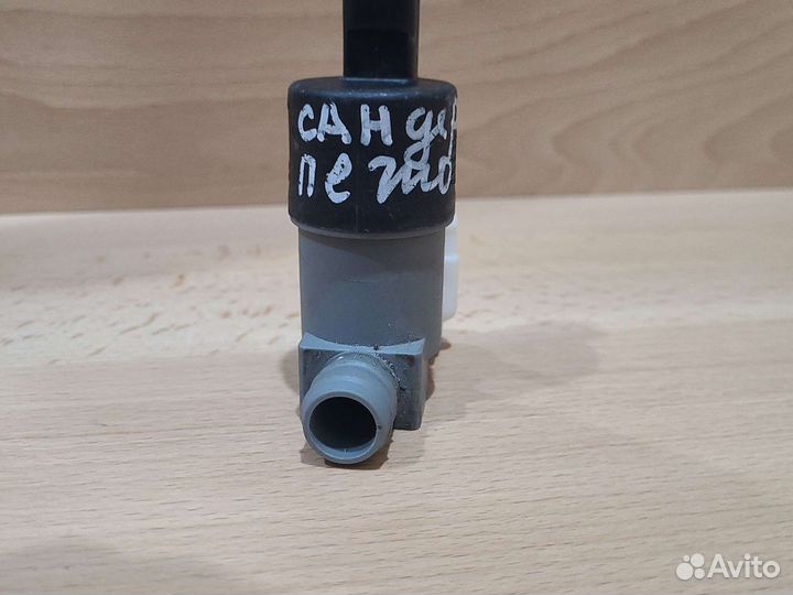 Насос омывателя Renault Peugeot