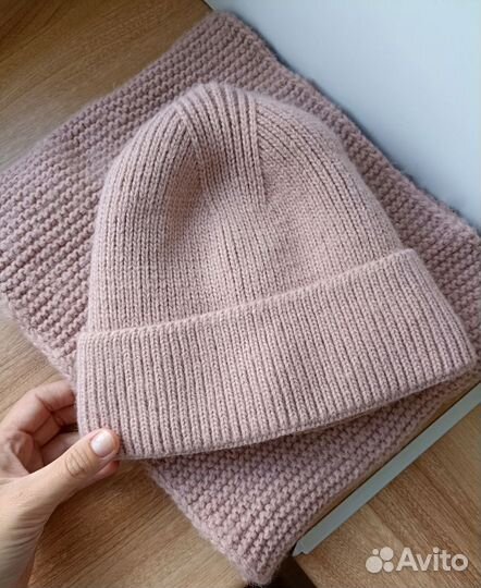 Комплект шапка и снуд