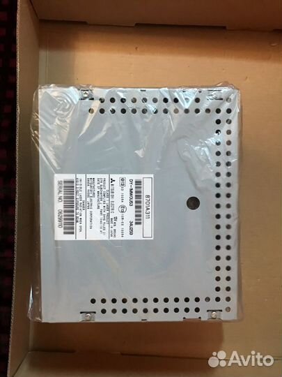 Магнитола от Мицубиси Паджеро 4