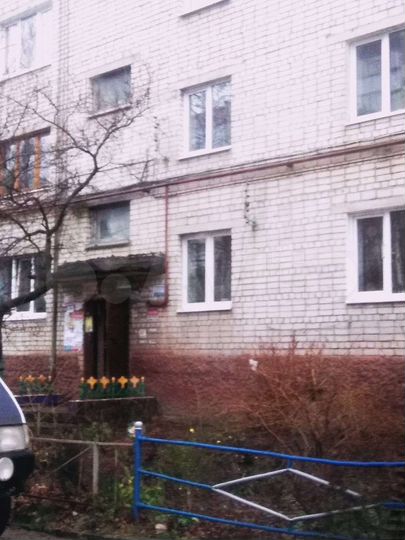 3-к. квартира, 60 м², 2/5 эт.