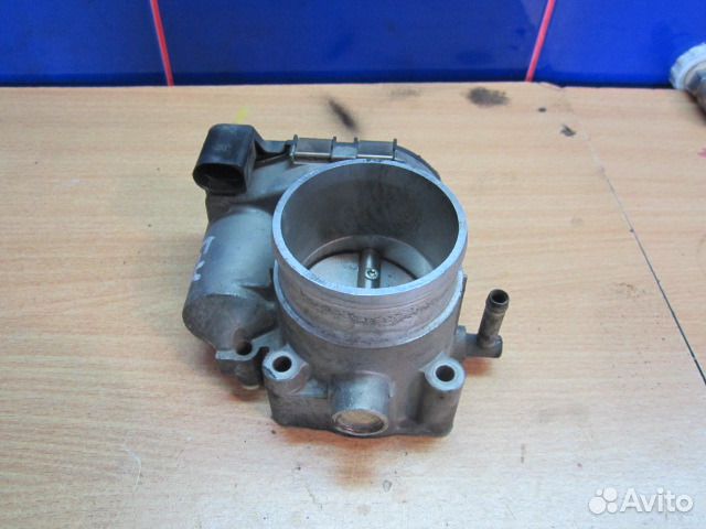 Дроссельная заслонка Фольксваген 1.8 т 06a133062c