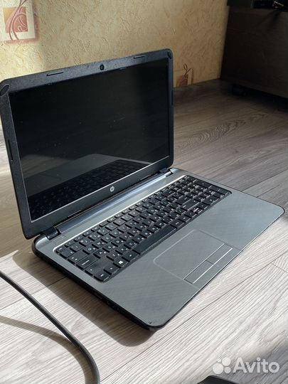 Ноутбук hp 15-r83sr