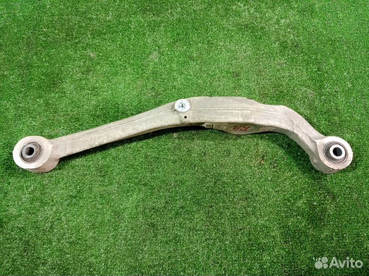 Рычаг подвески задний правый Nissan X-Trail DNT31