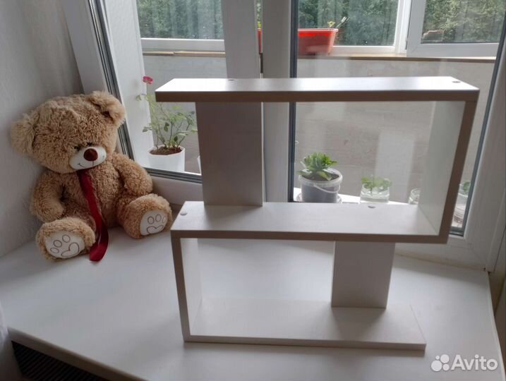 Полка настенная белая