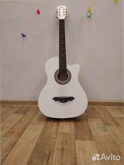 Акустическая гитара Belucci