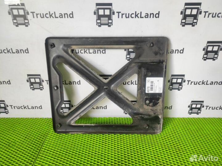 Кронштейн крыла передний правый Volvo Fh 4