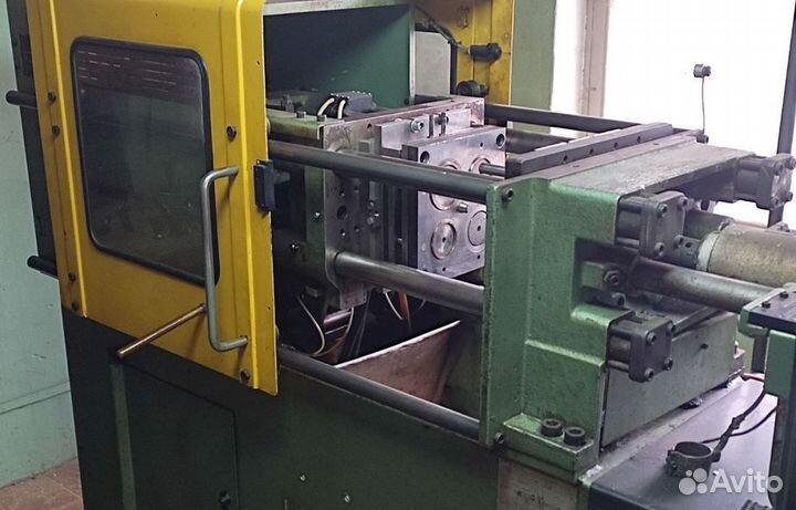 Термопластавтомат Aurburg 305-210-700