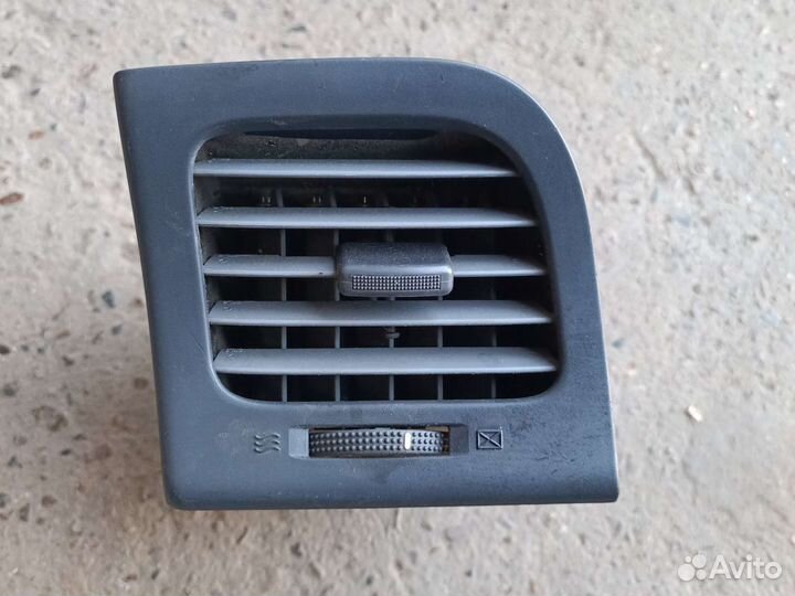 Дефлектор воздушный правый kia rio 2