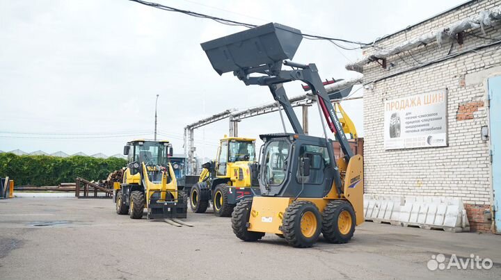 Мини-погрузчик Lonking CDM312, 2023