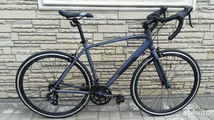 Велосипед шоссейный Stark Peloton 700.1CC новый