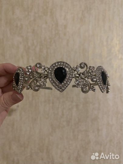 Ободок для волос со стразами