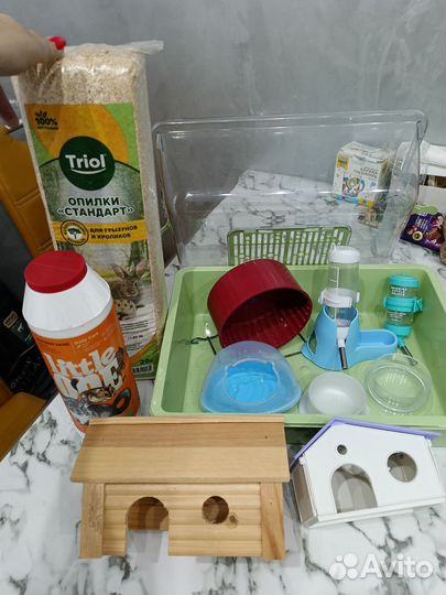 Все для хомяка (клетка, домики, поильники)