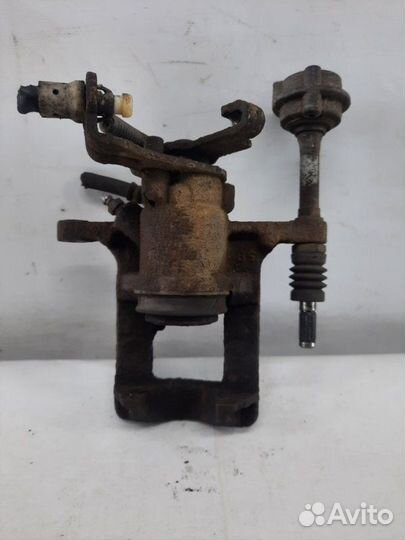 Суппорт тормозной задний правый Chevrolet Orlando