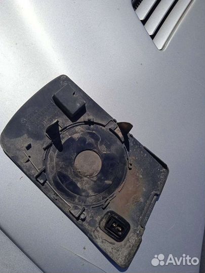 Зеркальный элемент Mercedes E Class W210