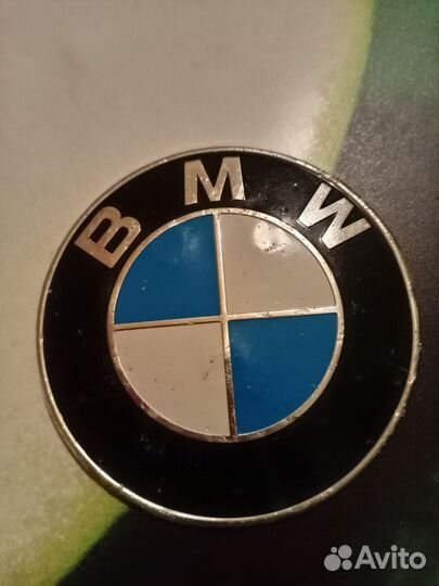 Значок BMW
