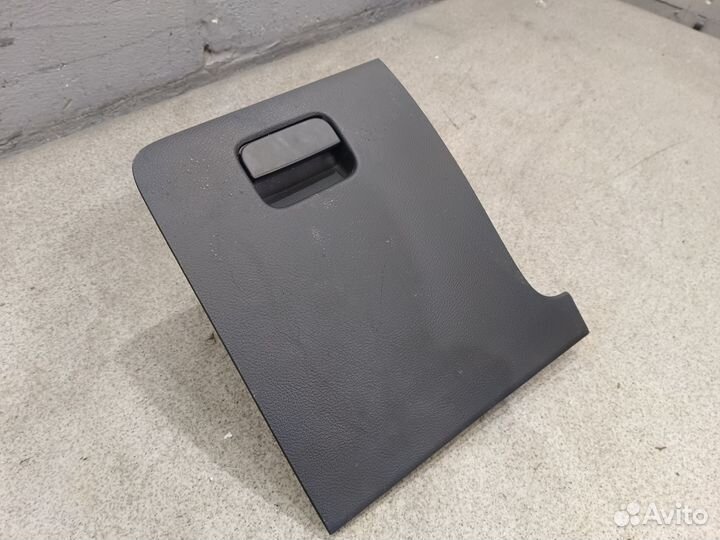 Крышка бардачка водителя для VW Passat CC B6 B7