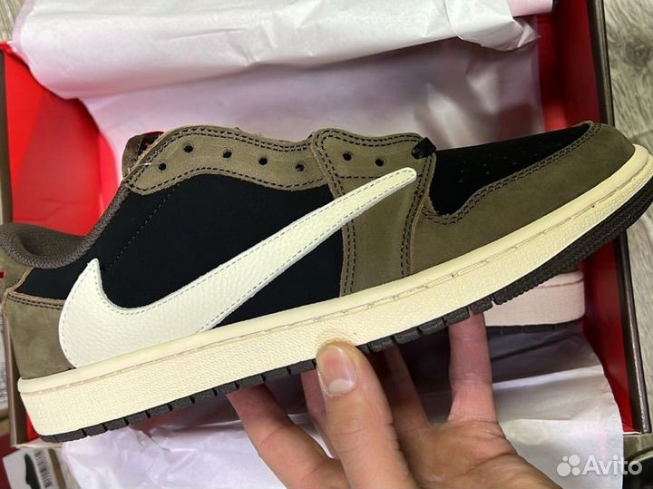 Кроссовки Nike Air Jordan 1 Low x Travis Scott