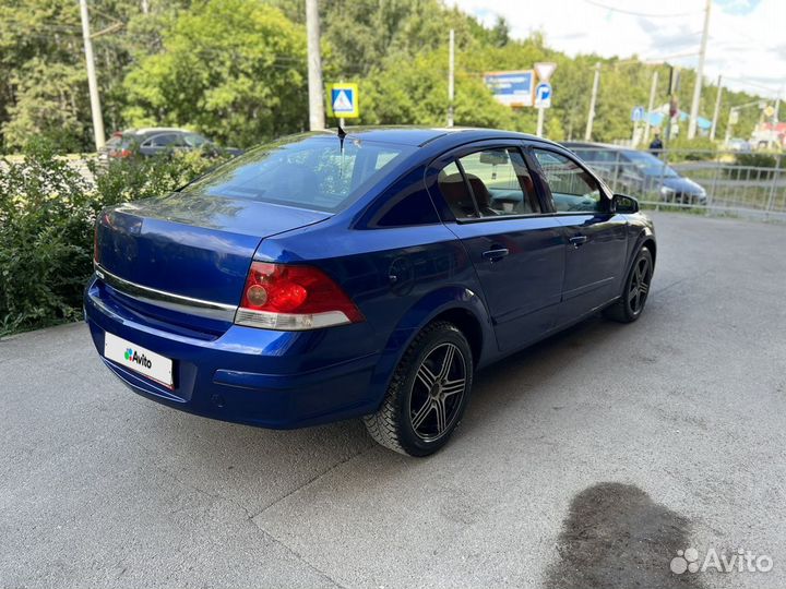 Opel Astra 1.6 МТ, 2008, 205 000 км