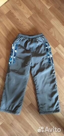 Ветровочный костюм на флисе на рост 116 см