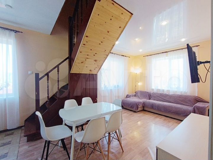 Коттедж 127,8 м² на участке 6 сот.