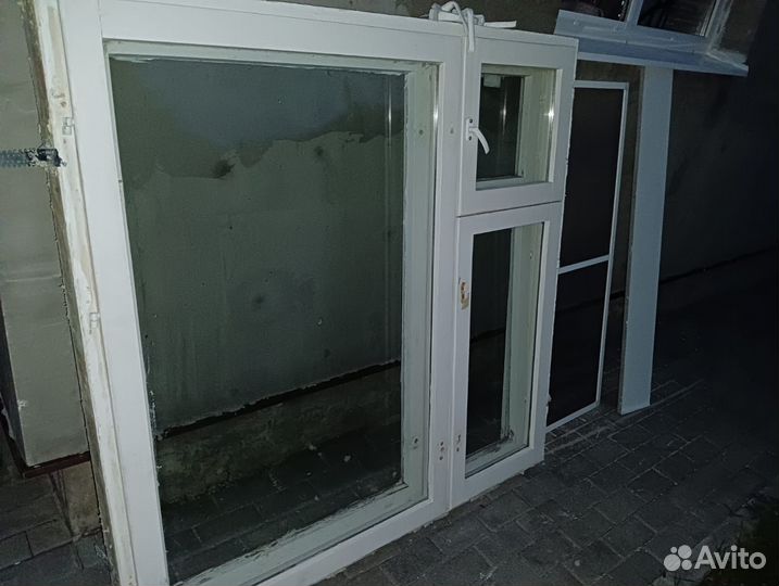 Окно со стеклопакетом