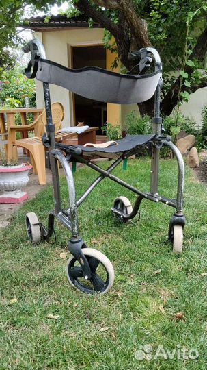 Ходунки для взрослых на колесах