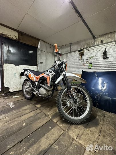Kayo T2 enduro