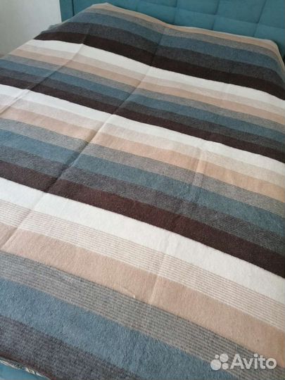 Одеяла новые
