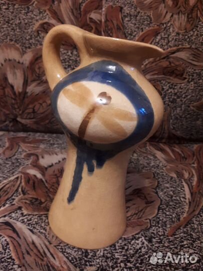 Ваза кувшинчик