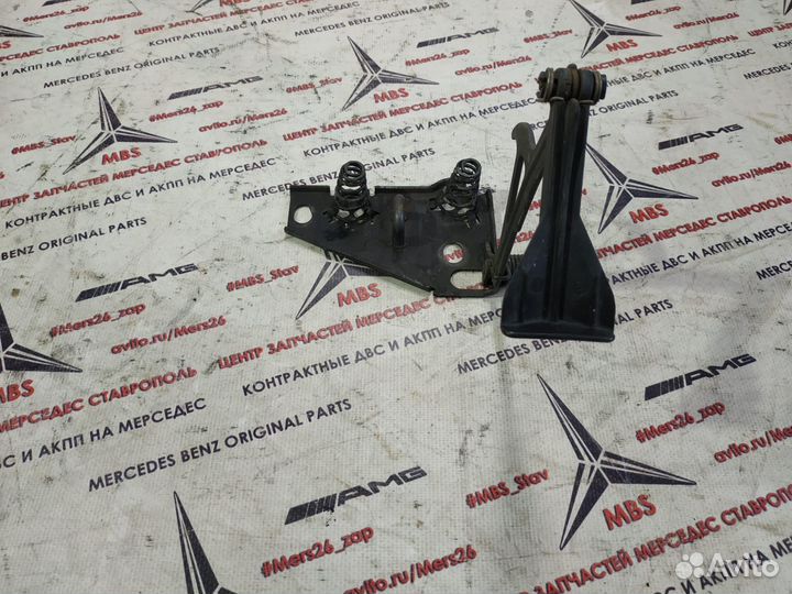 Ручка капота W163 Mercedes ML