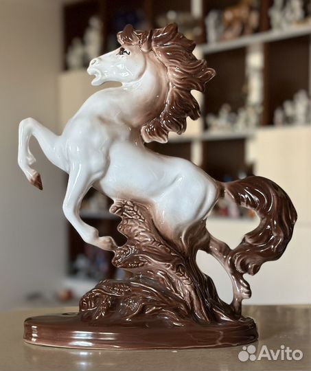 Фарфоровые статуэтки