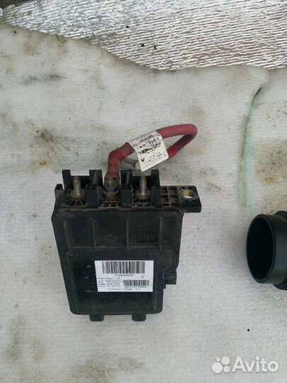 Блок предохранителей Рено лагуна 3 1.5D