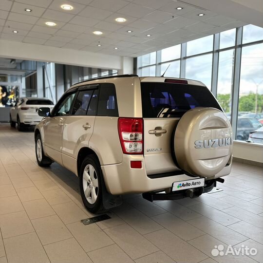 Suzuki Grand Vitara 2.4 AT, 2010, 260 954 км