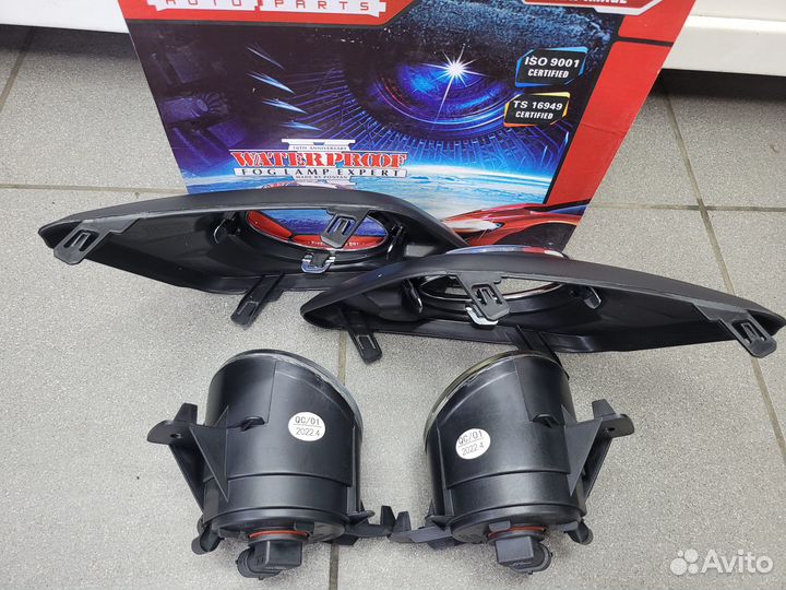 Фары противотуманные Nissan X-Trail T32