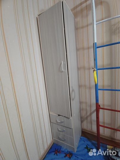 Комод, шкаф пенал