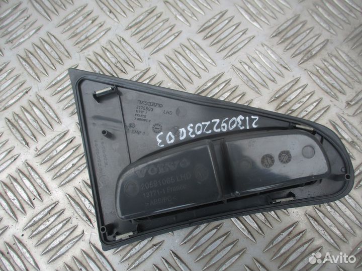 Накладка торпедо Volvo 3175593