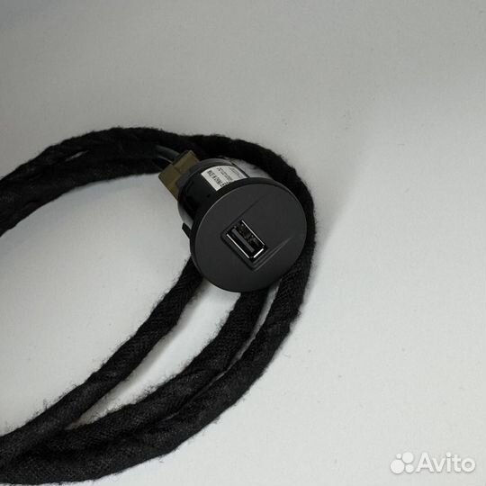 USB гнездо с кабелем для LADA Vesta / NG / Granta