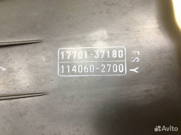 Б/У Б/У Корпус воздушного фильтра 1770037241177