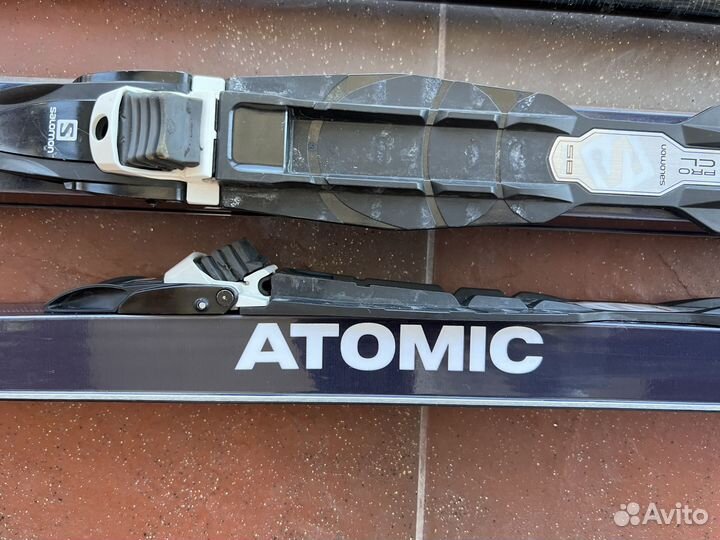 Беговые лыжи atomic